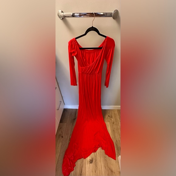 RED MAXI MATERNITY DRESS - Picture 5 of 5